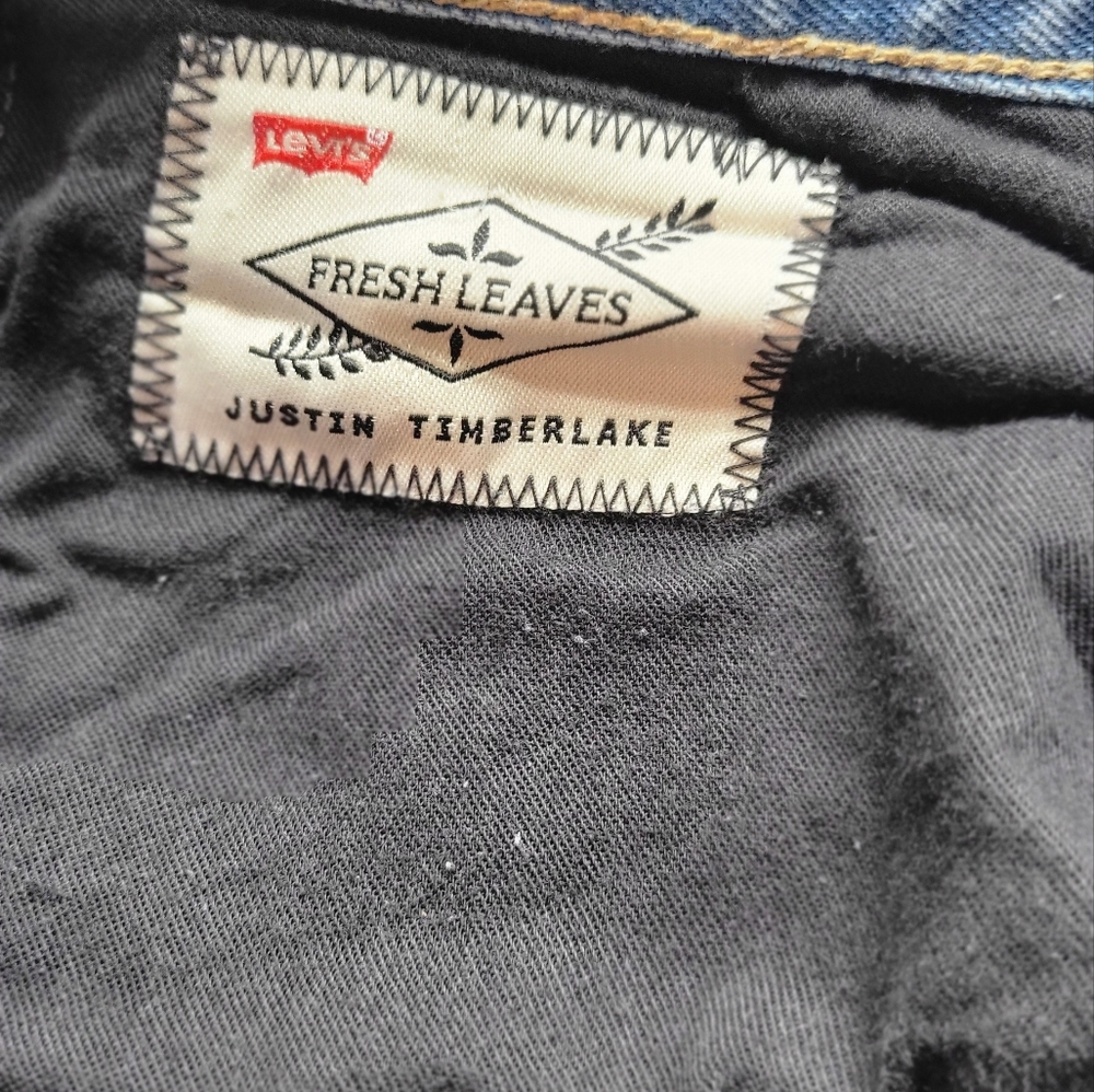 Levi's - Picture 6 of 11